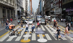 US offers lifeline to Argentina's struggling economy