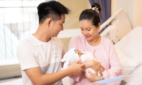 Couple undergoes dual surgery to overcome infertility