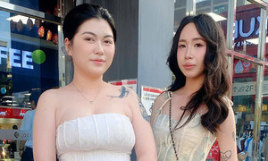 Vietnamese fans don wedding dresses to meet Greg Hsu