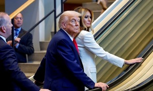 Escalator mishap interrupts Trump's arrival at UN headquarters