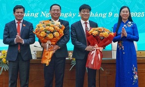 Two commune secretaries elected as vice chairmen of Quang Ngai province