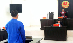 Man sentenced to prison for attacking traffic officers