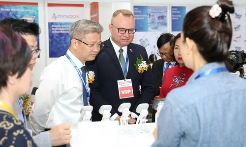 Pharmedi Vietnam 2025 gathers over 400 domestic and international businesses