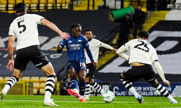 Eze's debut goal propels Arsenal in League Cup