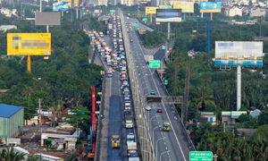 5km traffic jam on Long Thanh expressway due to roadworks