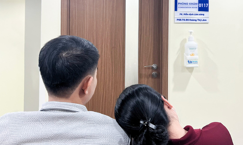 Woman with lupus navigates high-risk pregnancy