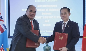 Vietnam establishes diplomatic relations with Tuvalu