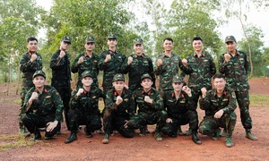Stars join the army