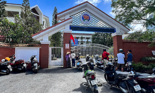 Principal suspended amid allegations of substandard food in school meals