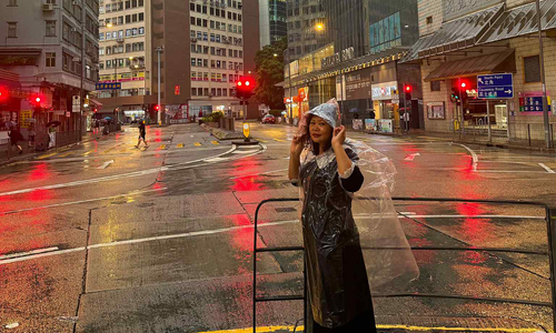 A Vietnamese family's first trip to Hong Kong disrupted by a typhoon