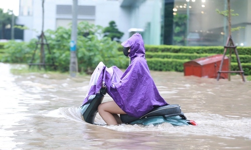 Signs an electric vehicle has been damaged by floodwaters