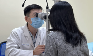 Why are young people getting cataracts?