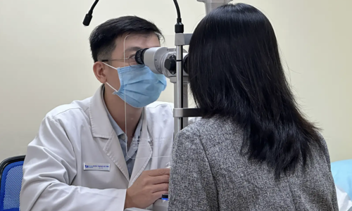 Why are young people getting cataracts?
