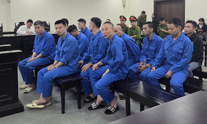 Psychiatric hospital doctor received 'bribes' to allow inmates to leave