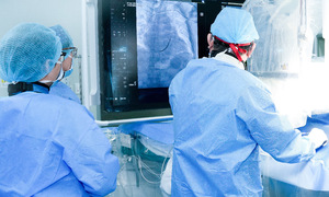 Elderly man receives defibrillator to prevent sudden cardiac death