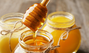 what foods should not be combined with honey?