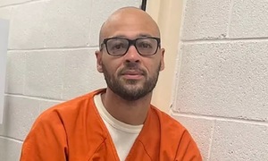 Death row inmate spared execution moments before scheduled time