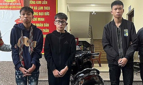 Criminal police officer knocked down by 'street racers'