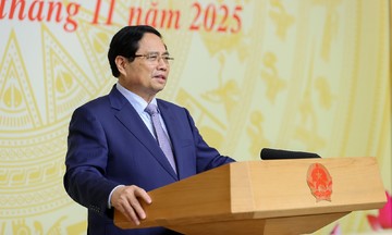 Prime minister: ensure teachers receive salaries commensurate with their efforts