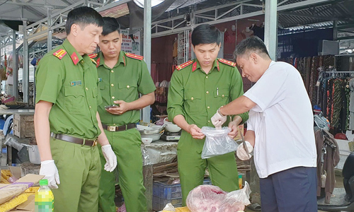 Three veterinary officers arrested in Can Tho