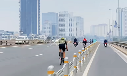 Threatened while filming a group cycling in the car lane