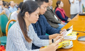 Applying technology and nutrition to manage blood sugar