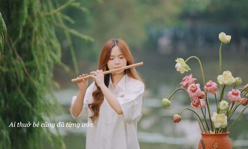 Students play seven instruments in MV to honor teachers on Vietnamese teachers' day