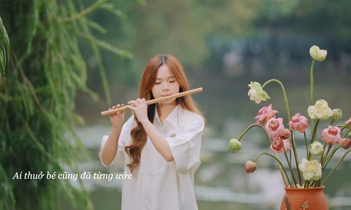 Students play seven instruments in MV to honor teachers on Vietnamese teachers' day