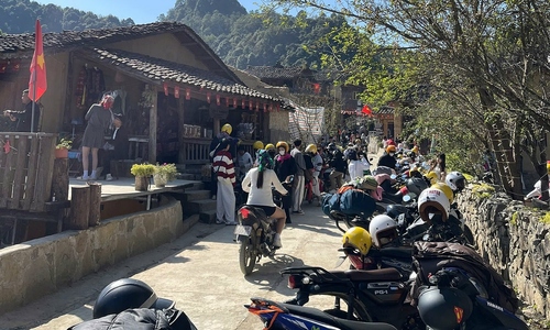 Lo Lo Chai room prices triple through brokers