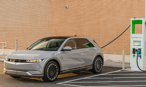 Hyundai aims for three-minute electric vehicle charging, as fast as refueling