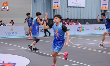 Quarter-finals of the VnExpress youth basketball tournament: Nguyen Trai - Cau Giay