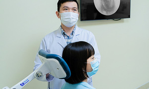 Sprouted bean found in girl's ear