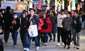 Japanese unfazed by absence of Chinese tourists