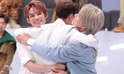 18 contestants advance to 'anh trai say hi' season two finals