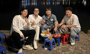 Ho Chi Minh City tourists allege overcharging for meal at Ho Guom