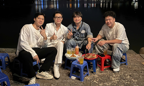 Ho Chi Minh City tourists allege overcharging for meal at Ho Guom