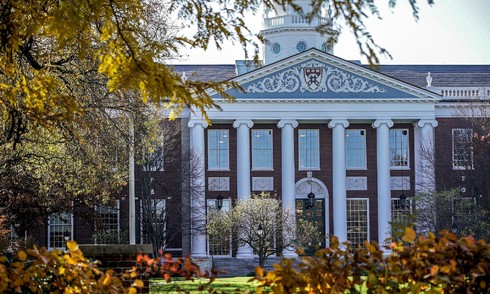 Widespread A grades at Harvard cause division