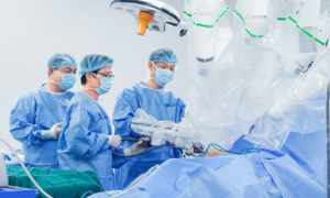 Elderly man with end-stage kidney failure battles kidney cancer