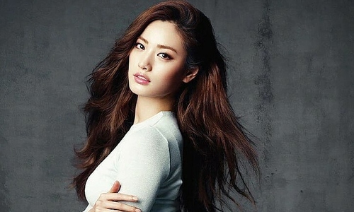 'World's most beautiful star' subdues thief