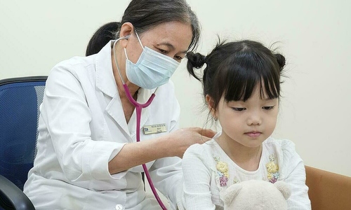 Why are children susceptible to flu during seasonal changes?