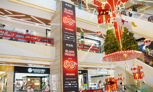 International brands offer discounts up to 80%