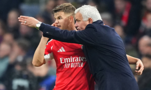 Mourinho wins first Champions League match in 6 years