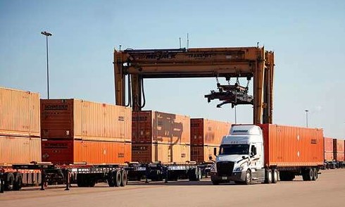 Schneider launches high-speed intermodal service Fast Track