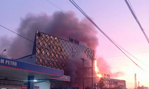 Large bar fire in Dong Nai