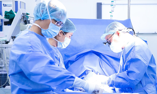 Boy develops abscess from branchial cleft fistula in neck