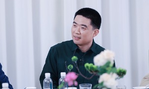 The ultra-frugal lifestyle of an EV billionaire