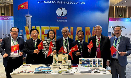 Saigontourist Group promotes Vietnamese tourism at two Suzhou conferences