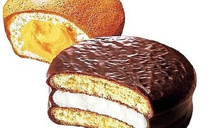 Security guard acquitted in 'two snacks from refrigerator' case