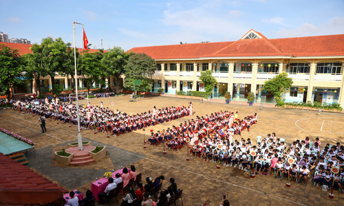 Nationwide reorganization of preschool to high school system by 2025