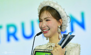 'Bac Bling' wins inspiring music award